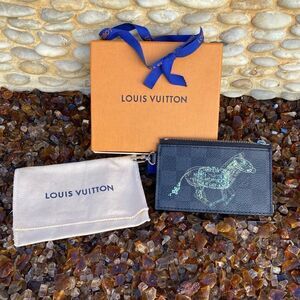 Louis Vuitton Damier Graphite Limited Edition Wild Animals Key Pouch w/COA.